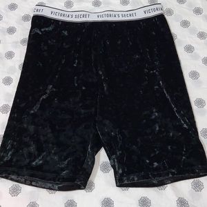 NEW VICTORIA SECRET SET